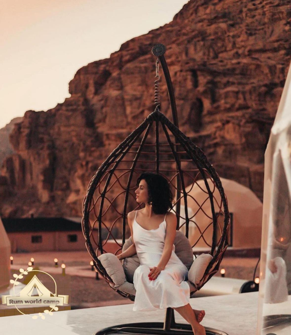 Rum World Bubble Luxury Camp Wadi Rum Bagian luar foto