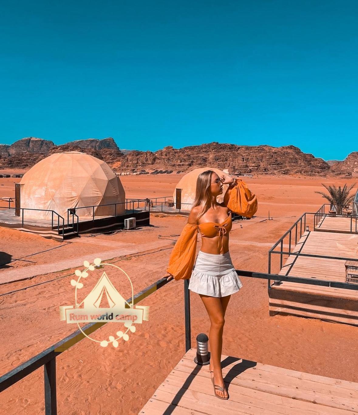 Rum World Bubble Luxury Camp Wadi Rum Bagian luar foto