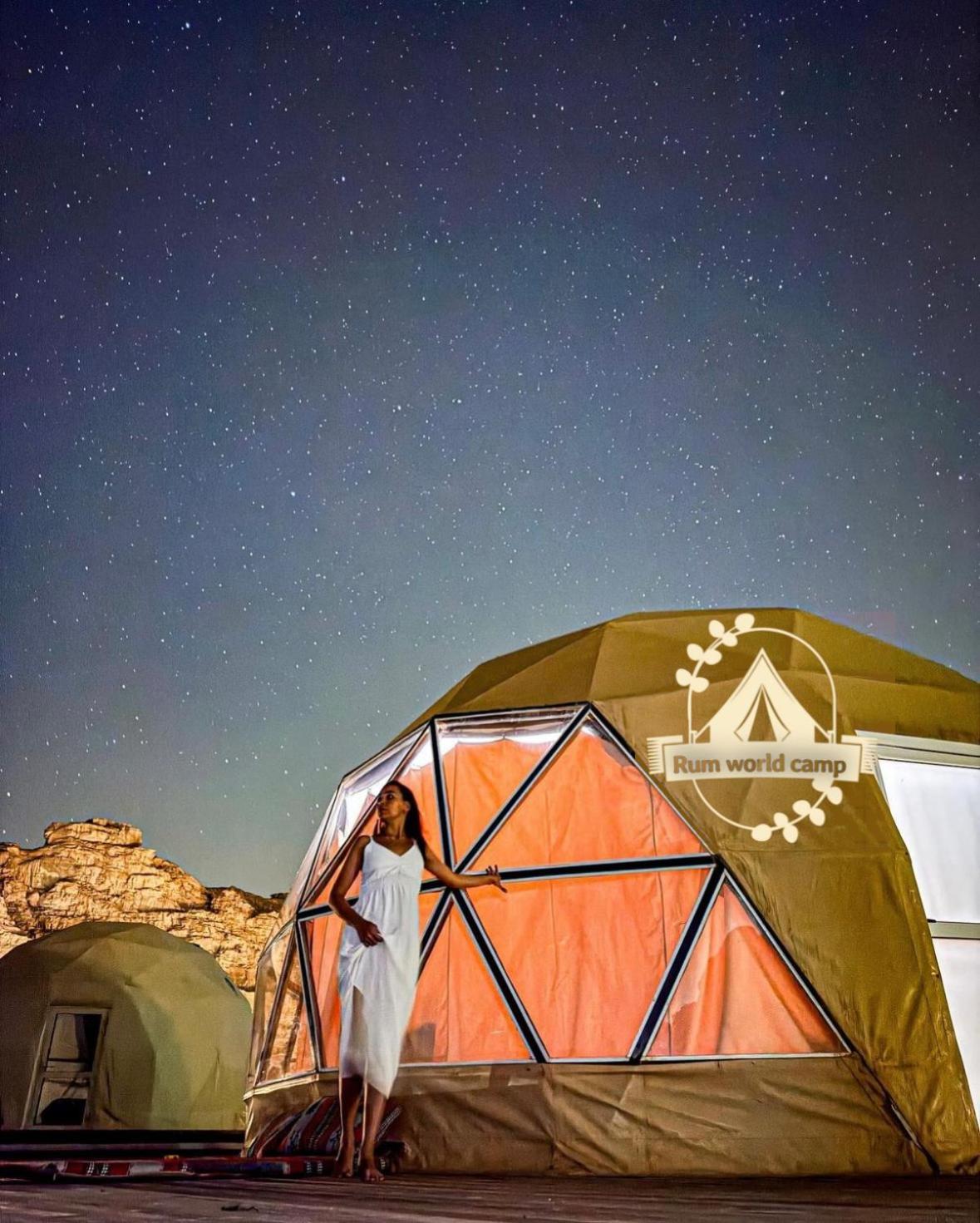 Rum World Bubble Luxury Camp Wadi Rum Bagian luar foto