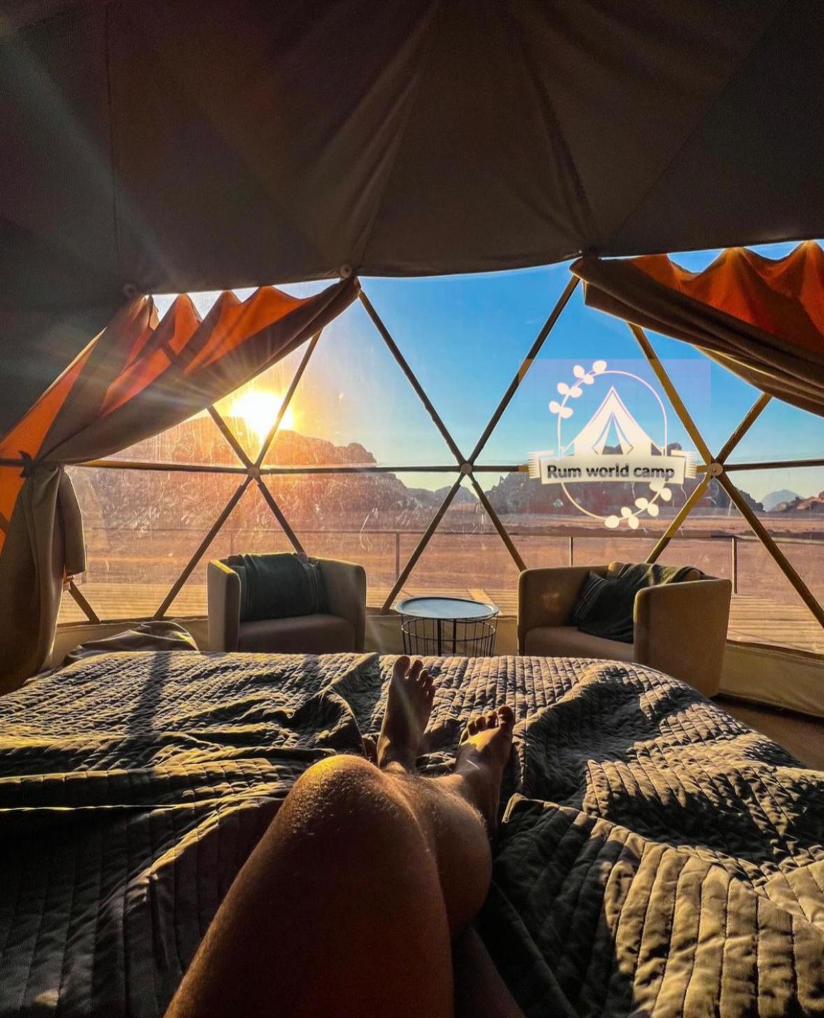 Rum World Bubble Luxury Camp Wadi Rum Bagian luar foto