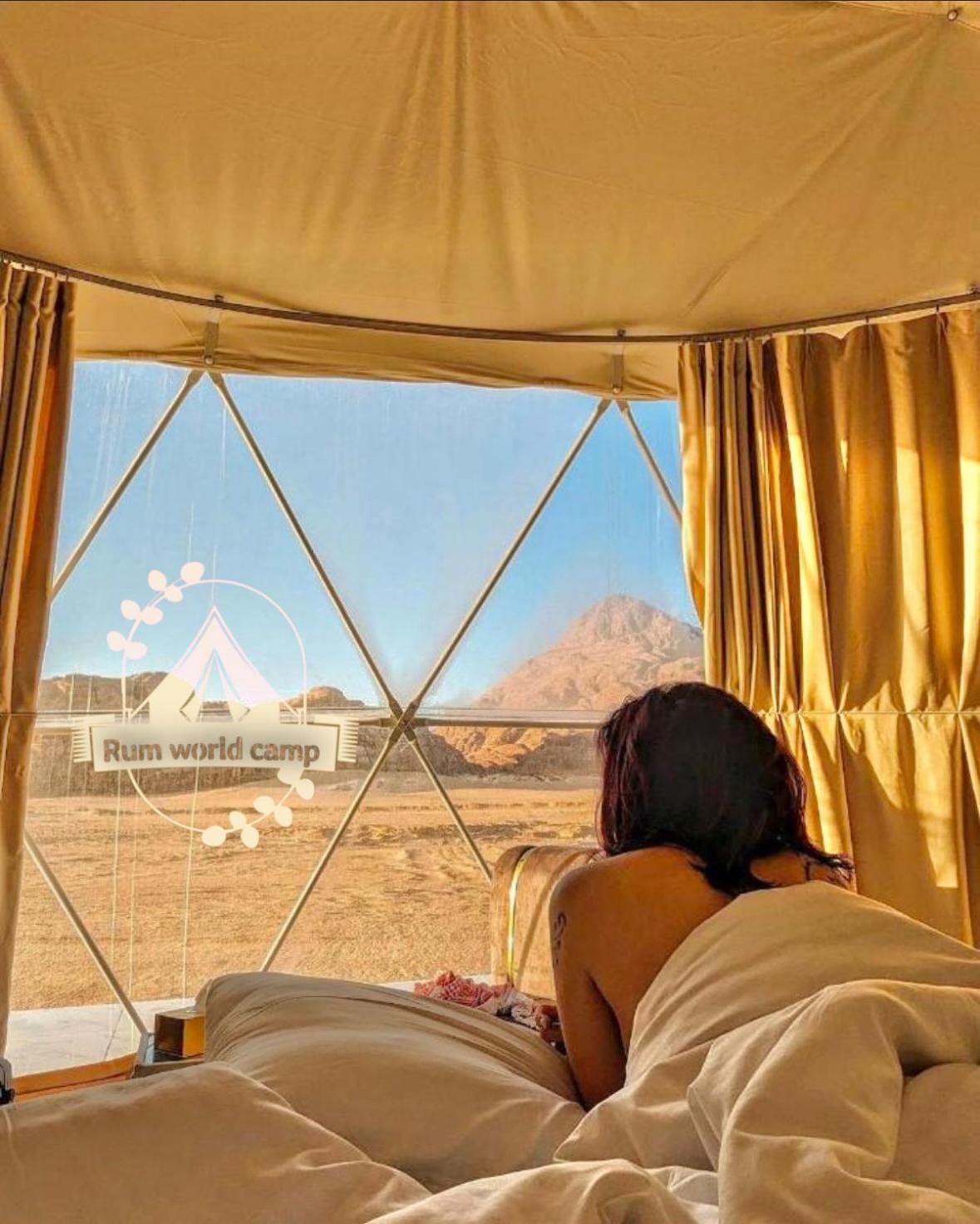 Rum World Bubble Luxury Camp Wadi Rum Bagian luar foto