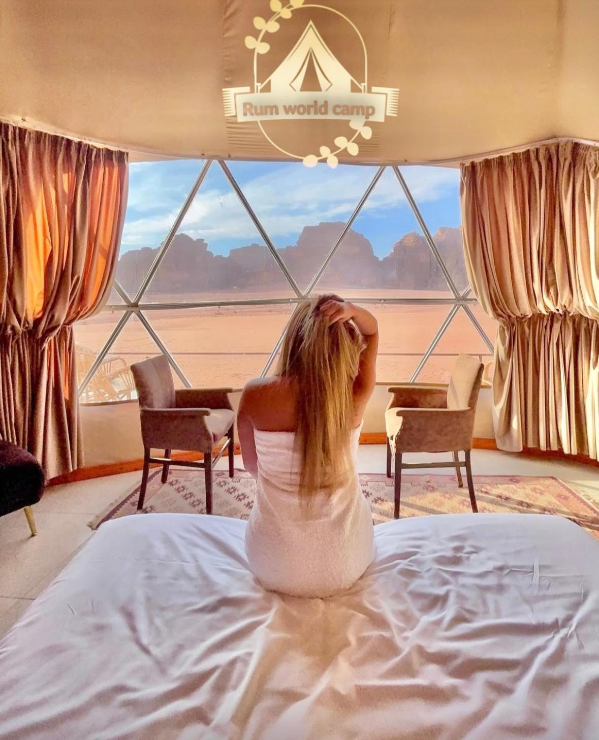 Rum World Bubble Luxury Camp Wadi Rum Bagian luar foto