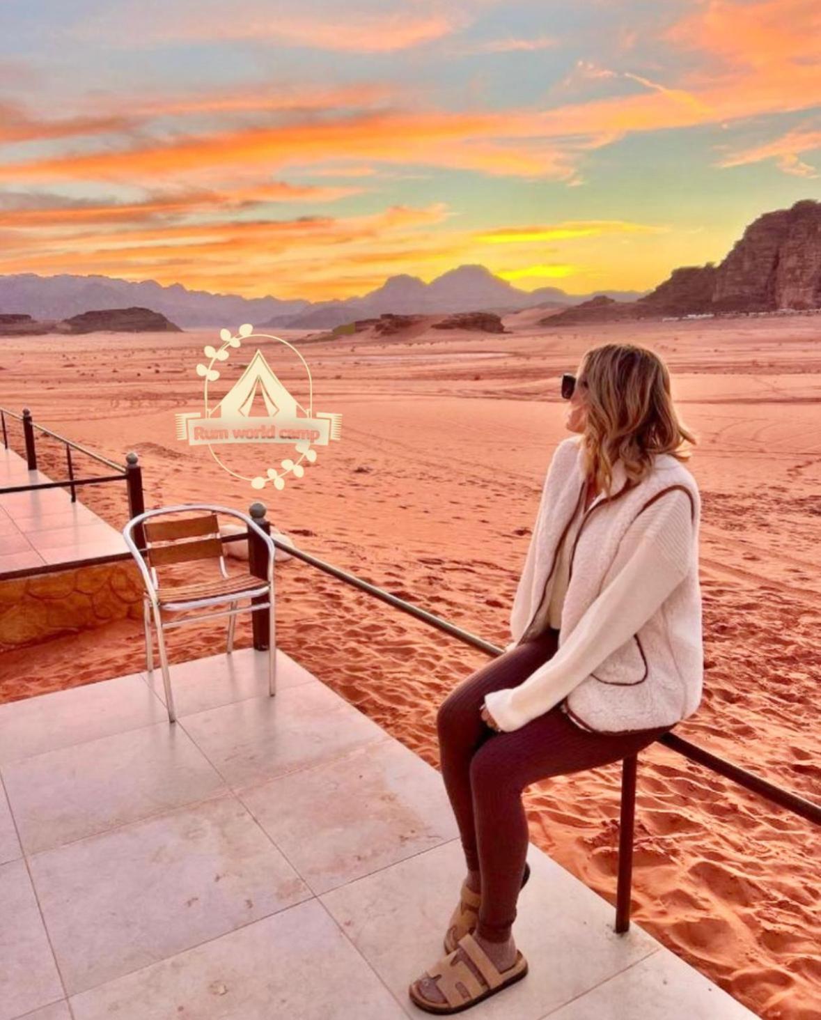Rum World Bubble Luxury Camp Wadi Rum Bagian luar foto