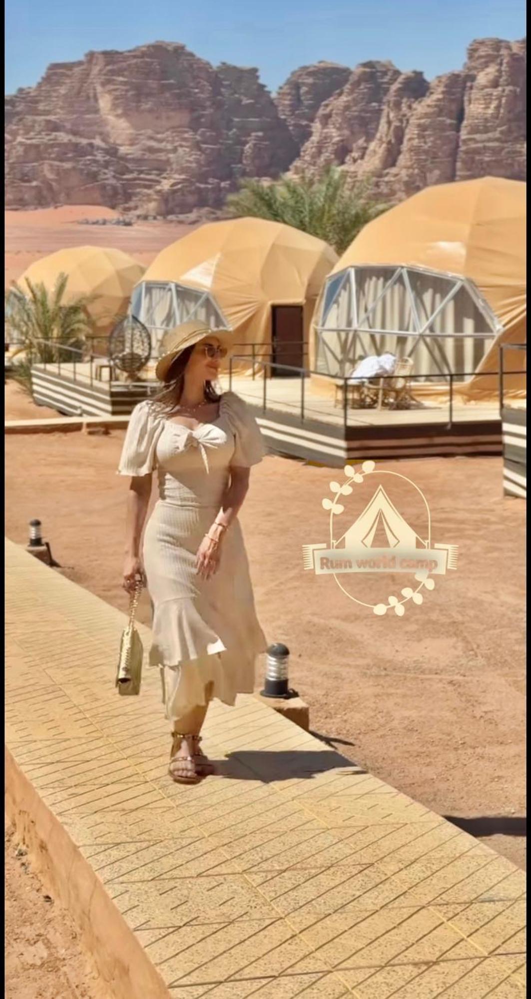 Rum World Bubble Luxury Camp Wadi Rum Bagian luar foto
